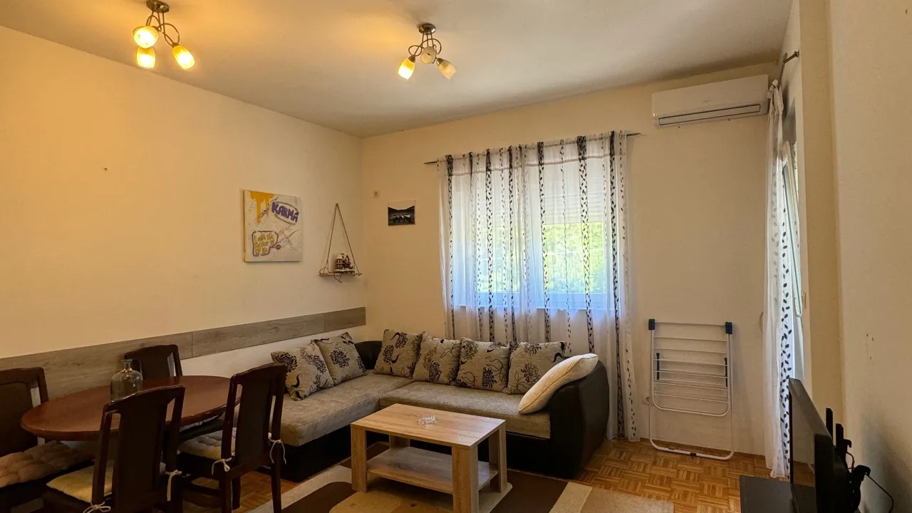 Rent, two bedroom apartment, 53m², Lazi, Budva