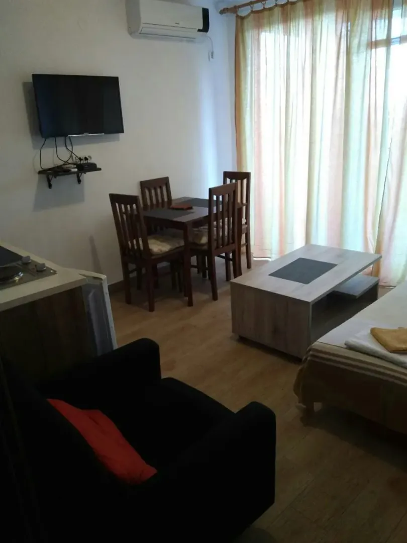 Prodaja, kuća, 190m², Šušanj, Bar