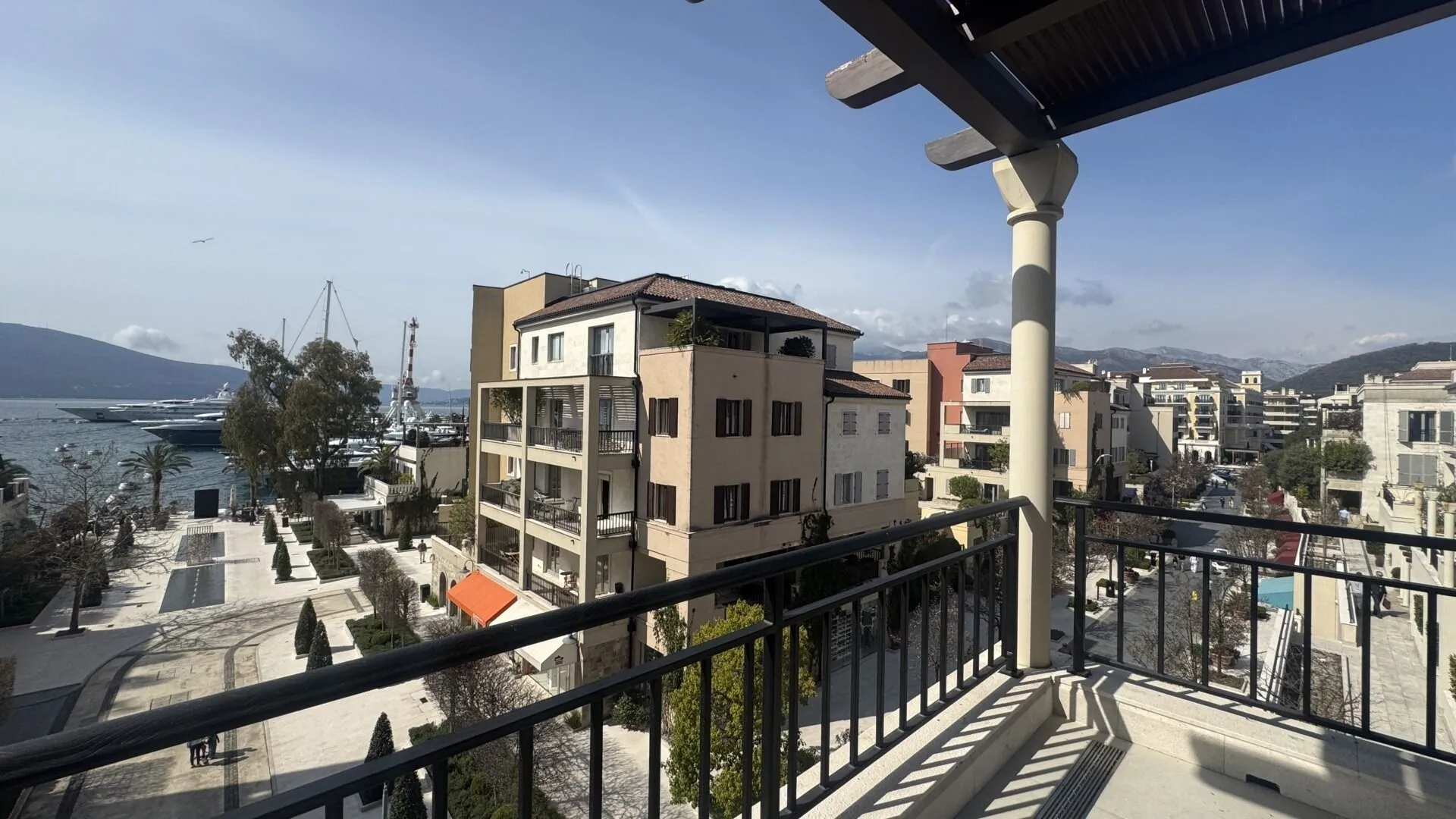 Prodaja, trosoban stan, 247m², Porto Montenegro, Tivat