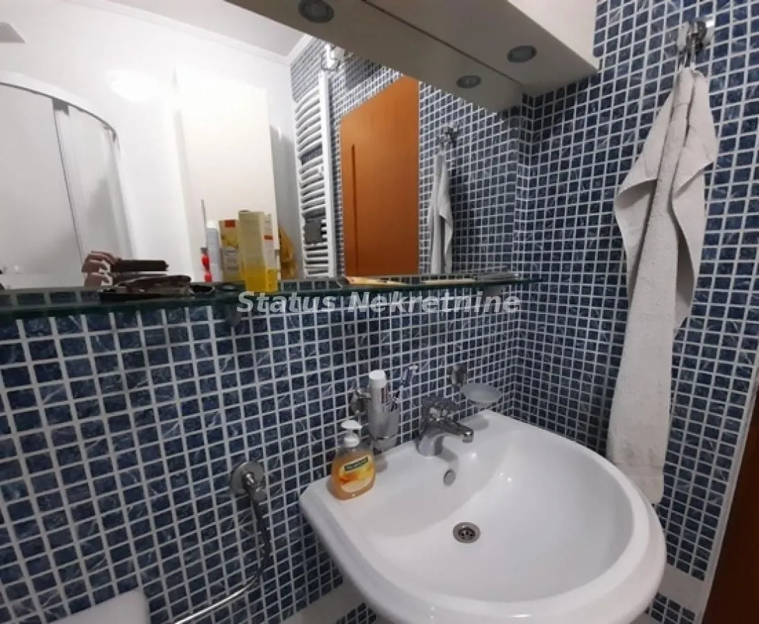 Prodaja, trosoban stan, 54m², Grbavica, Novi Sad Sve Podlokacije