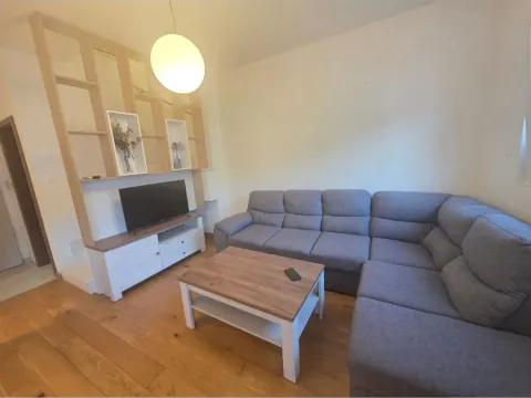 Rent, two bedroom apartment, 75m², Stara Varoš, Podgorica - image 3