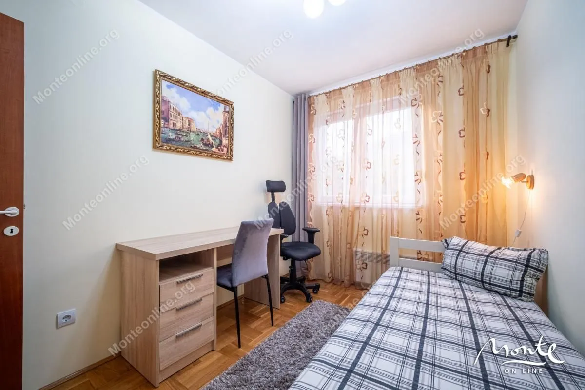 Prodaja, dvosoban stan, 55m², Bečići, Budva