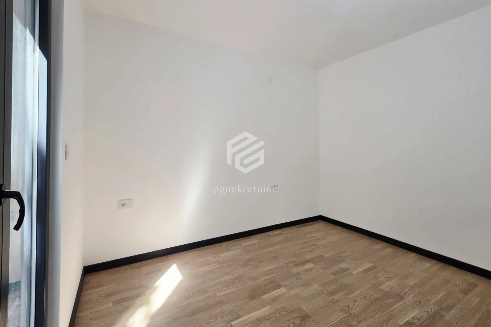 Prodaja, dvosoban stan, 51m², Gorica C, Podgorica