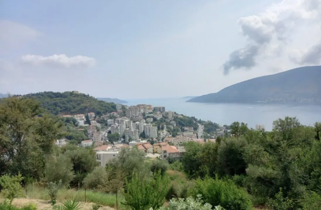 Sale, two bedroom apartment, 150m², Topla, Herceg Novi