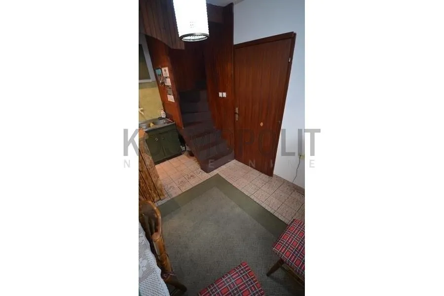 Sale, house, 74m², Čubura, Beograd