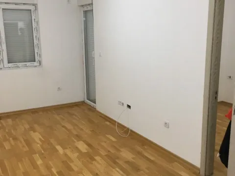 Izdavanje, jednosoban stan, 40m², Ljubović, Podgorica - image 8
