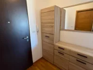 Izdavanje, jednosoban stan, 43m², City Kvart, Podgorica - image 5