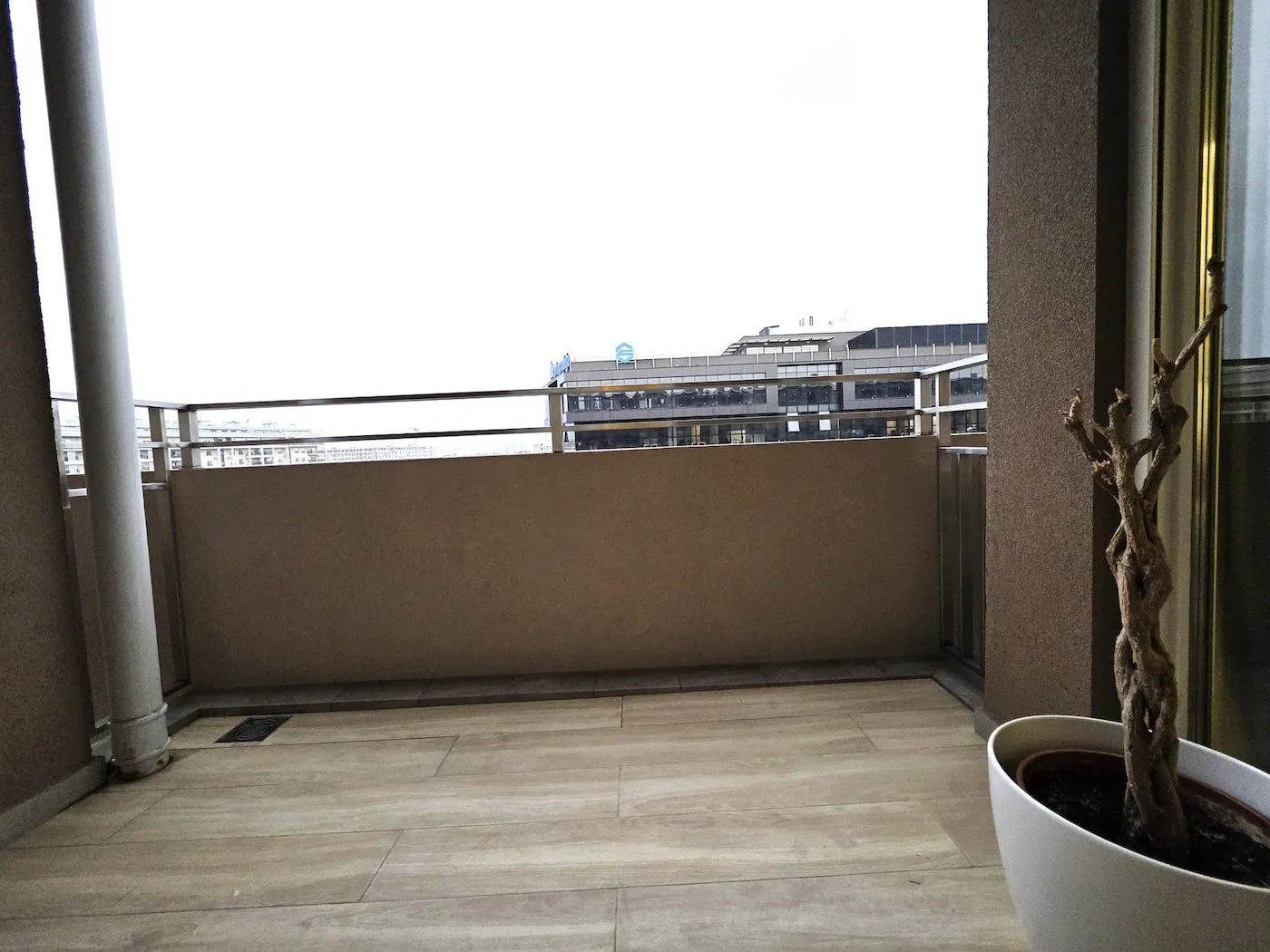 Izdavanje, stan, 105m², Central Point, Podgorica