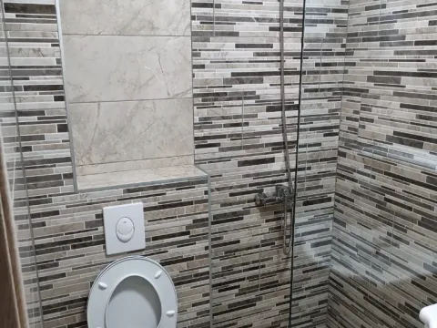 Izdavanje, dvosoban stan, 52m², Solila, Tivat - image 13