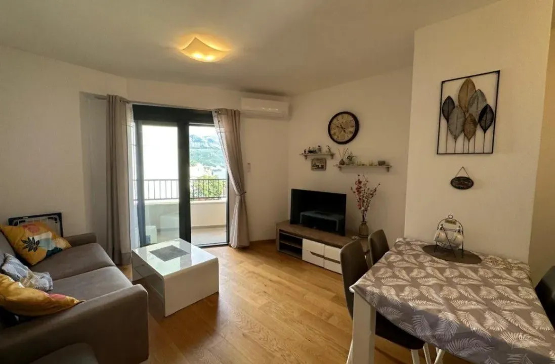 Sale, one bedroom apartment, 40m², Bečići, Budva