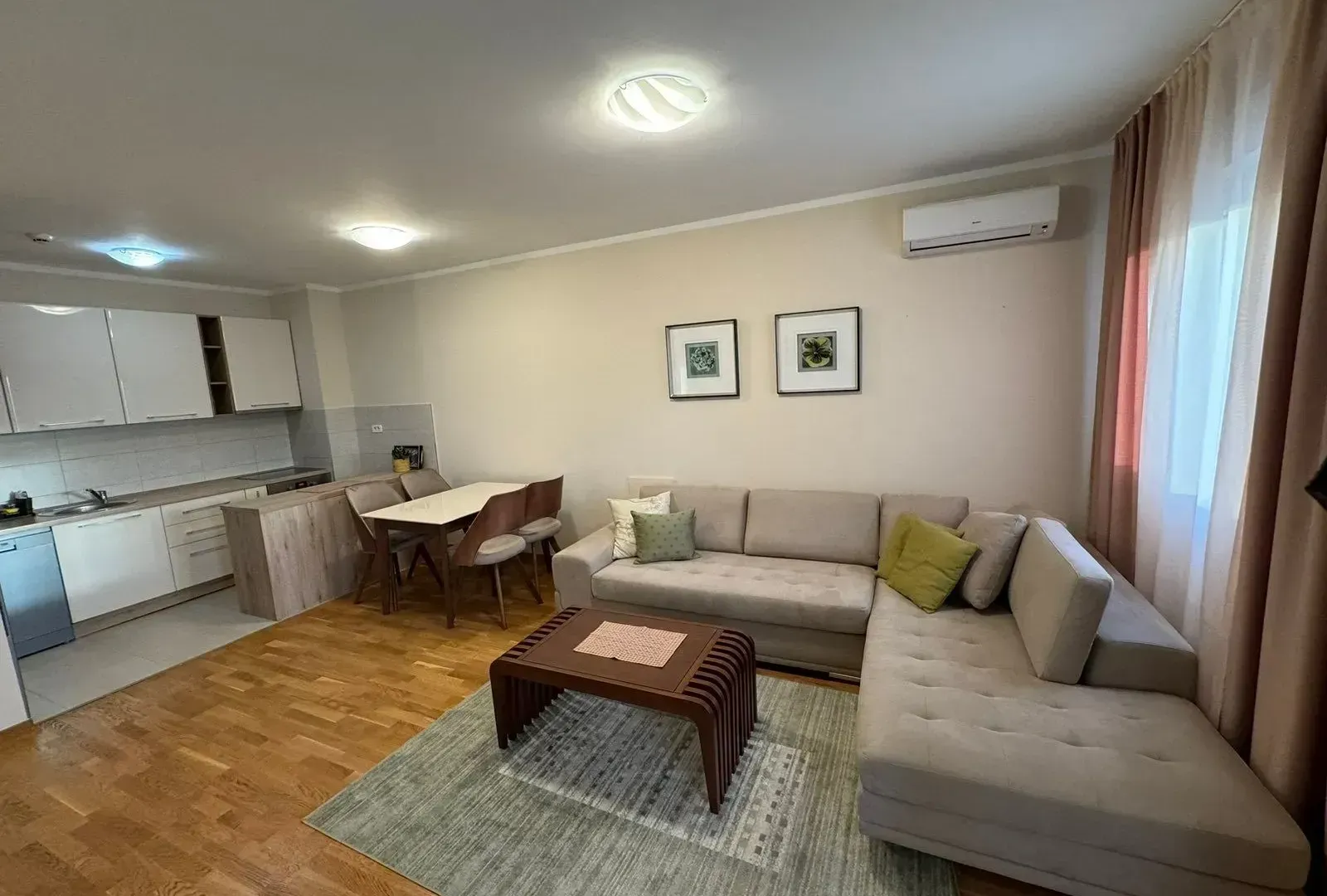 Rent, two bedroom apartment, 65m², City Kvart, Podgorica
