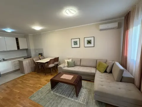 Rent, two bedroom apartment, 65m², City Kvart, Podgorica - image 2