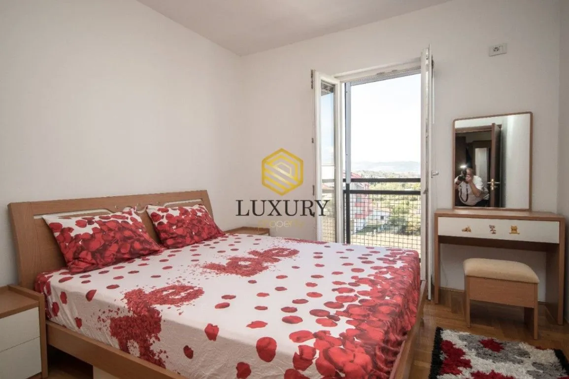 Rent, two bedroom apartment, 57m², City Kvart, Podgorica
