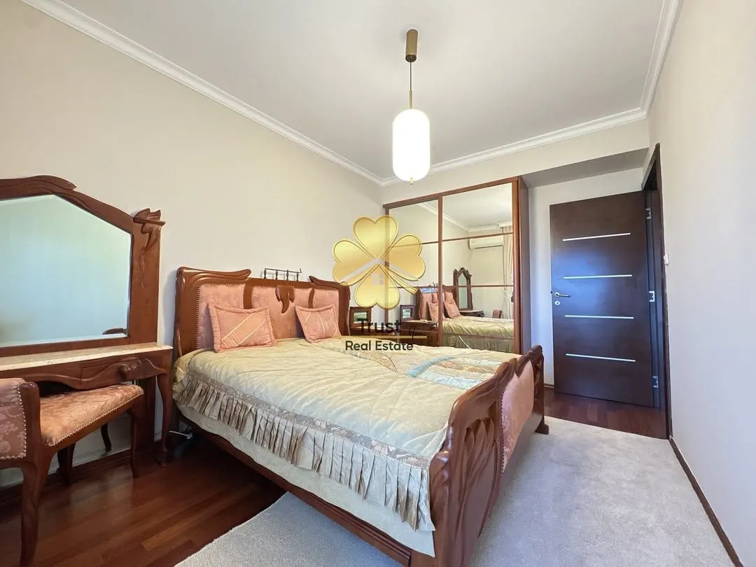 Izdavanje, dvosoban stan, 90m², Preko Morače, Podgorica