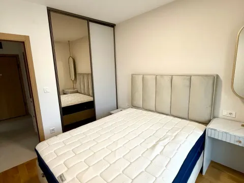 Sale, one bedroom apartment, 52m², City Kvart, Podgorica - image 5