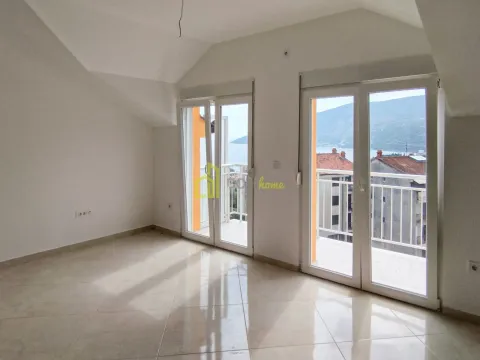 Prodaja, trosoban stan, 110m², Herceg Novi, Crna Gora - image 11