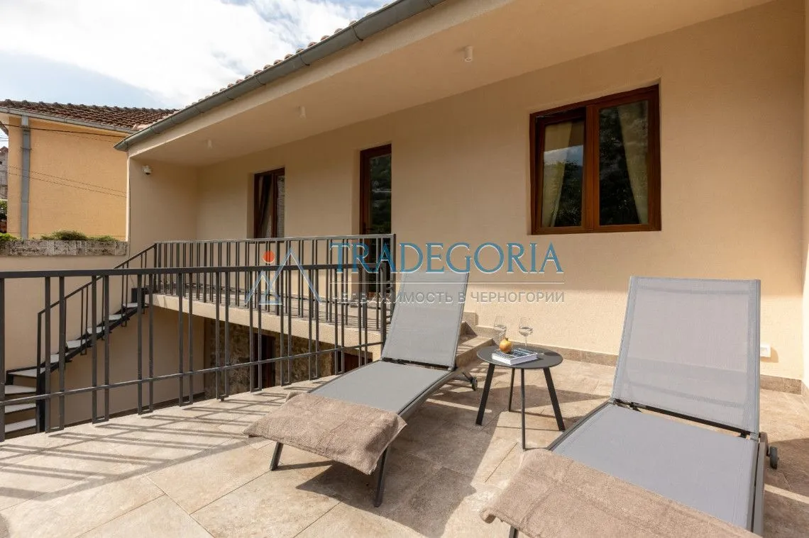 Prodaja, kuća, 170m², Škaljari, Kotor