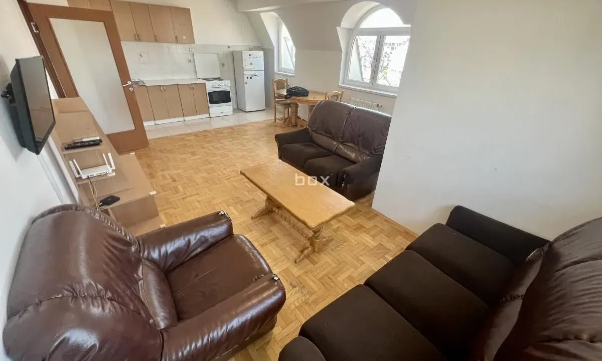 Rent, two bedroom apartment, 70m², Centar, Niš