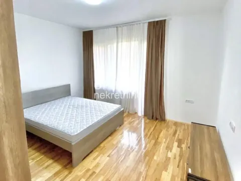 Rent, two bedroom apartment, 46m², Savski Venac, Beograd - image 6