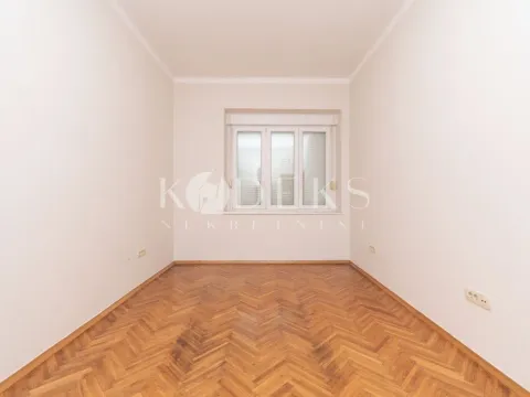 Izdavanje, poslovni prostor, 91m², Centar, Podgorica - image 4