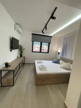 Rent, studio apartment, 30m², Budva, Crna Gora - image 4