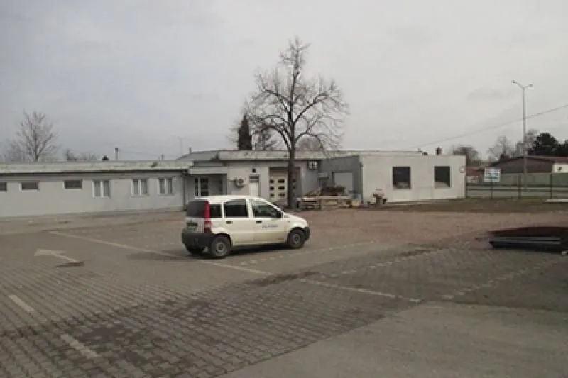 Izdavanje, poslovni prostor, 2400m², Zemun Gornji Grad, Zemun Sve Podlokacije