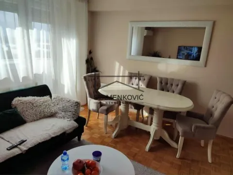 Rent, three bedroom apartment, 51m², Rotkvarija, Novi Sad Sve Podlokacije - image 2