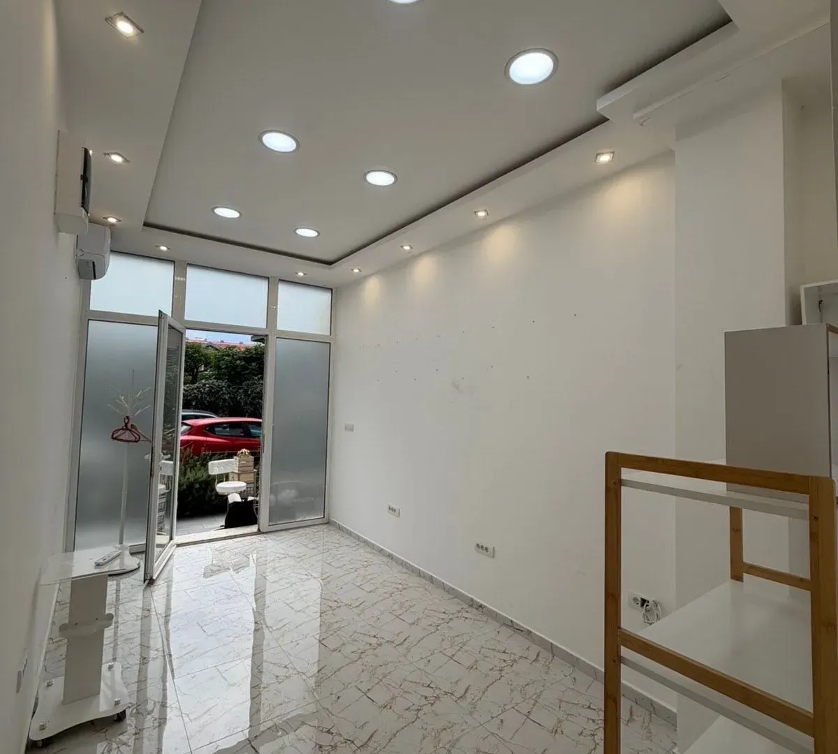 Rent, office space, 18m², Kod Big Fashion-a, Podgorica