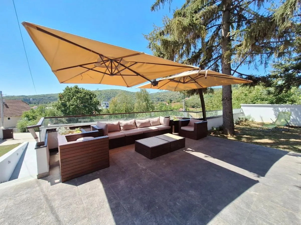 Sale, house, 253m², Banja Vrdnik, Irig