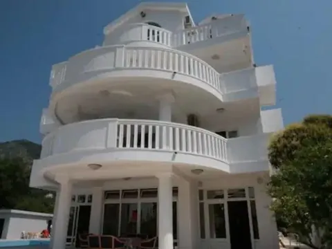 Prodaja, ugostiteljski objekat, 1500m², Centar, Budva - image 13