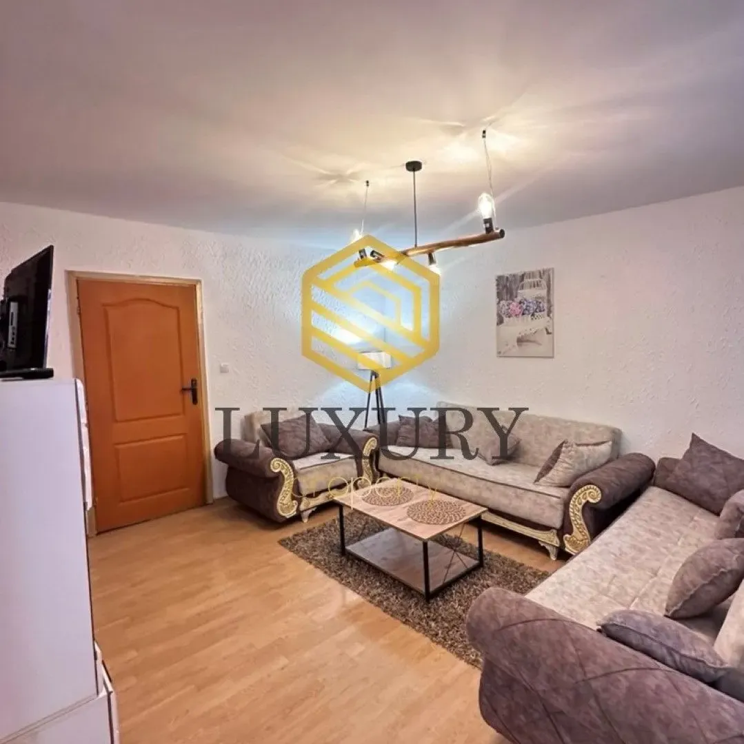 Izdavanje, dvosoban stan, 550m², Tološi, Podgorica