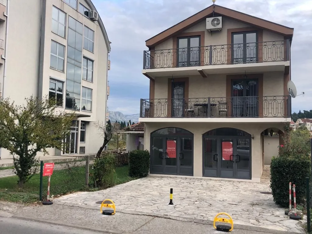 Izdavanje, dvosoban stan, 72m², Momišići, Podgorica