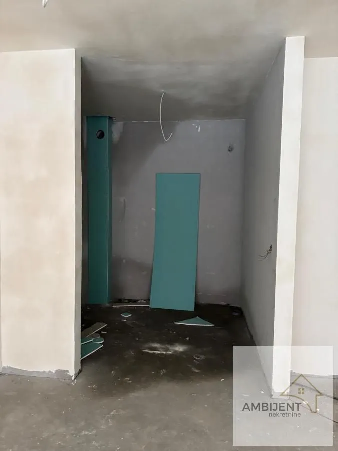 Prodaja, trosoban stan, 68m², Gornji Grad Margita, Pančevo