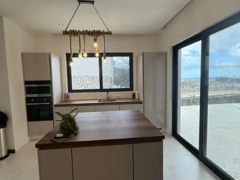 Sale, house, 220m², Utjeha, Ulcinj - image 4