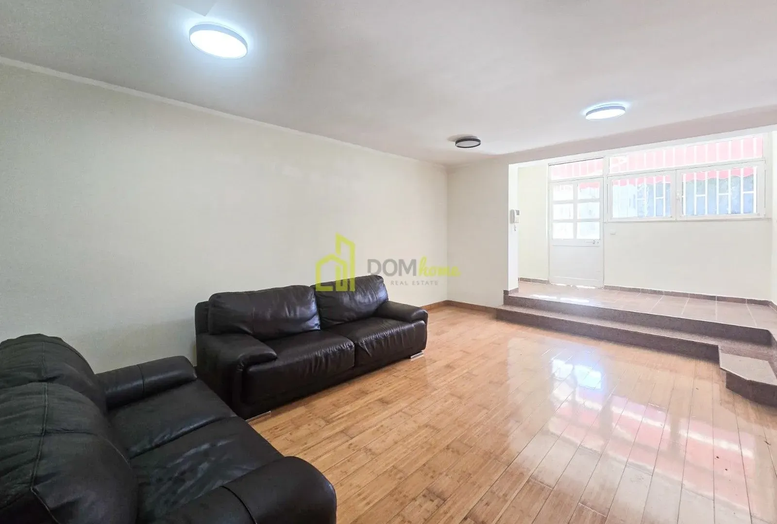 Izdavanje, dvosoban stan, 91m², Gorica C, Podgorica