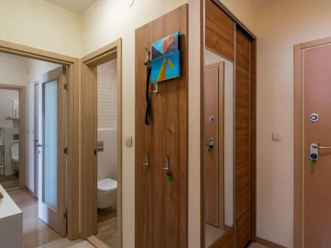 Sale, two bedroom apartment, 72m², City Kvart, Podgorica - image 6