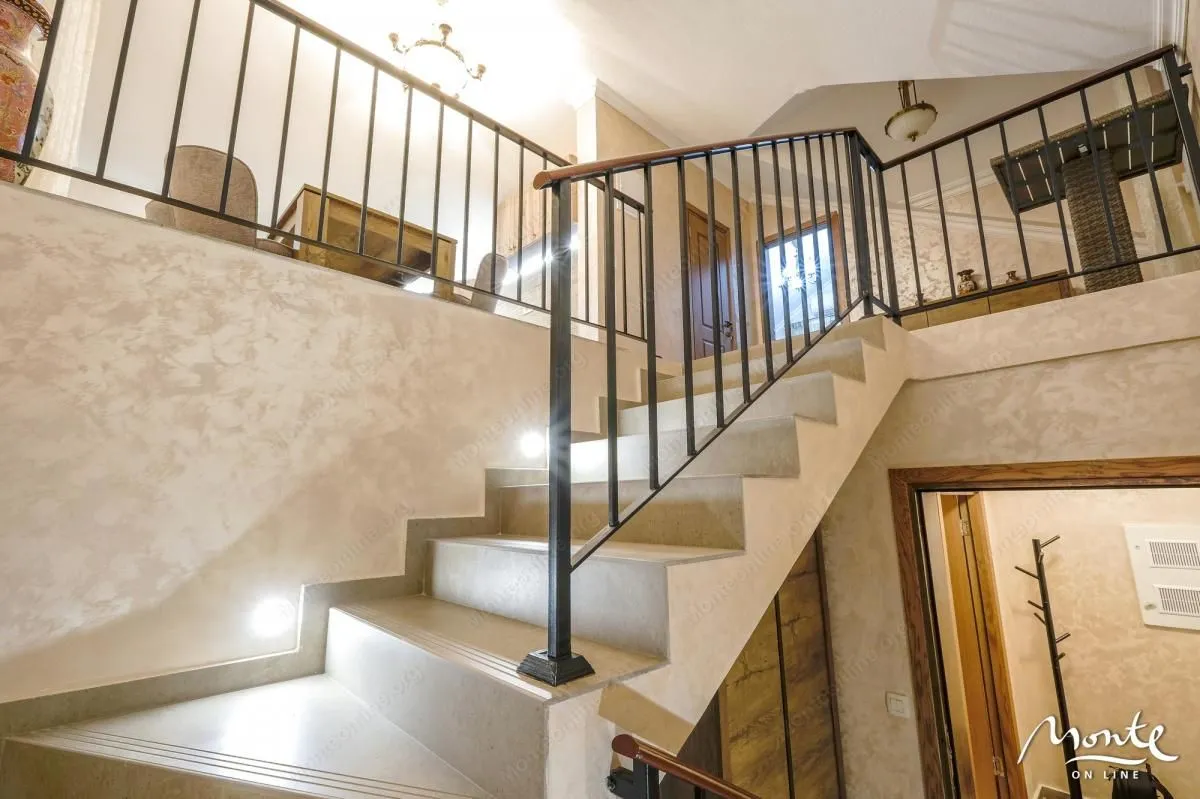 Prodaja, kuća, 204m², Herceg Novi, Crna Gora