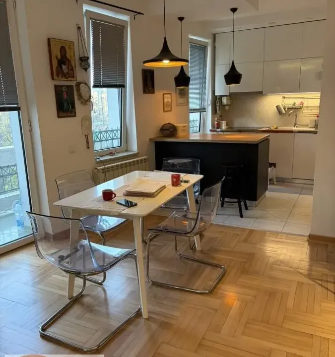 Prodaja, četvorosoban stan, 103m², Julino Brdo, Beograd