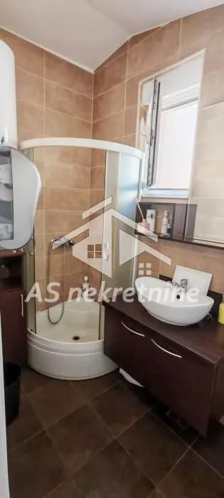 Prodaja, stan, 118m², Đeram Pijaca, Beograd
