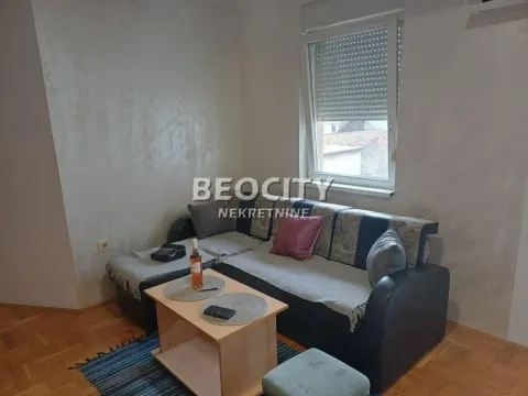 Izdavanje, stan, 43m², Centar, Novi Sad - image 2