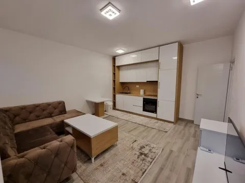 Izdavanje, dvosoban stan, 60m², Gornja Gorica, Podgorica - image 10
