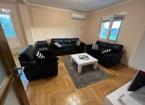 Rent, two bedroom apartment, 130m², Donja Gorica, Podgorica - image 4