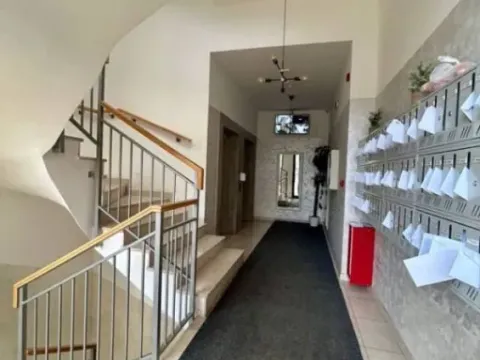 Izdavanje, jednosoban stan, 45m², Zagorič, Podgorica - image 11