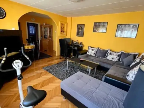 Sale, three bedroom apartment, 77m², Medijana, Niš - image 4
