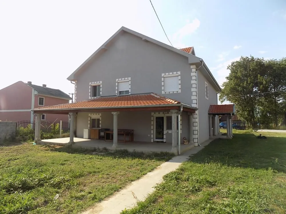 Prodaja, kuća, 385m², Končarevo, Jagodina