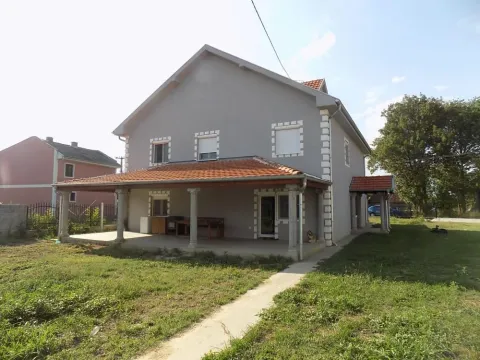 Sale, house, 385m², Končarevo, Jagodina - image 2