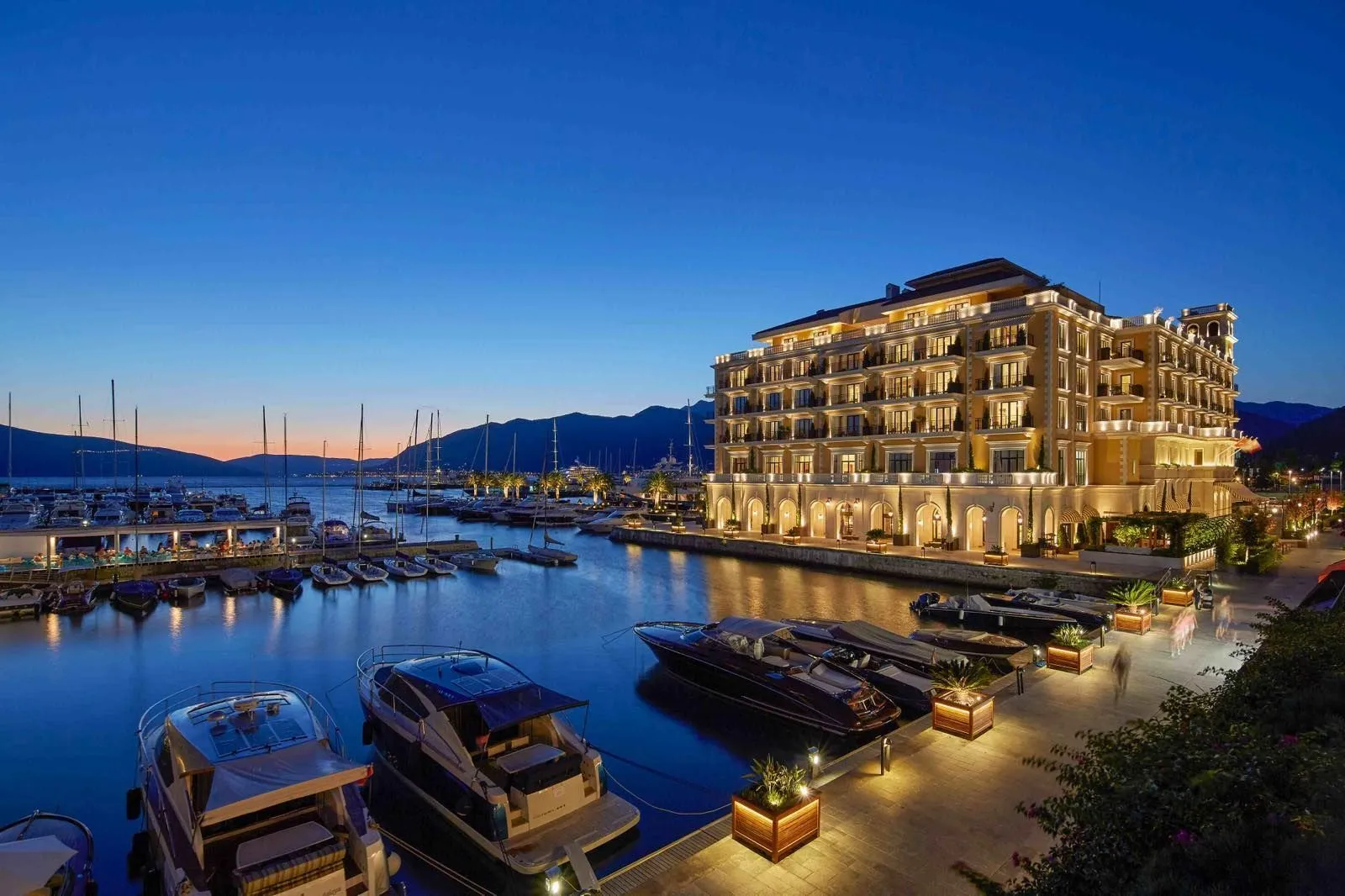 Sale, one bedroom apartment, 68m², Tivat, Crna Gora