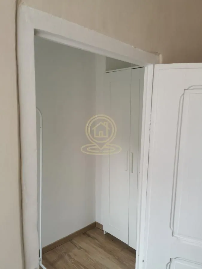 Rent, three bedroom apartment, 61m², Stari Grad, Beograd