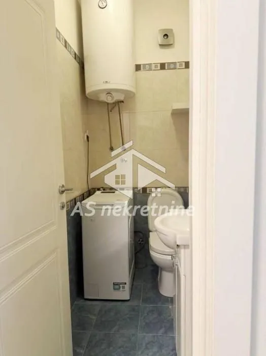 Rent, three bedroom apartment, 106m², Vračar Hram, Vračar Sve Podlokacije