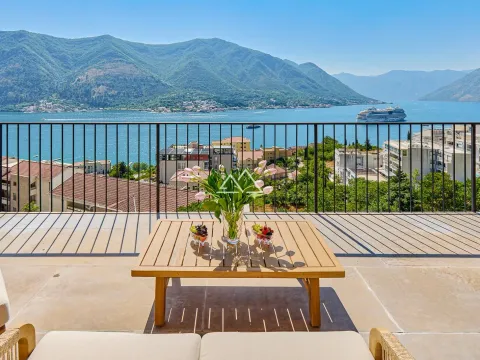 Prodaja, trosoban stan, 158m², Dobrota, Kotor - image 5